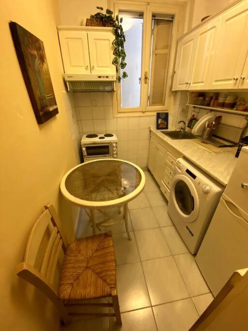 Cute 2Bdrm In Salonica Center Appartement Buitenkant foto